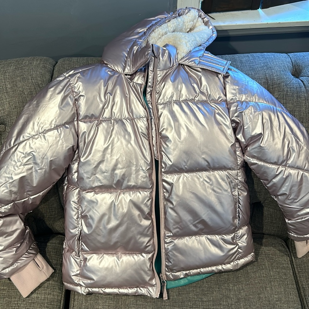 Girls 10/12 There Abouts girls pink/silver puffer coat. NWOT